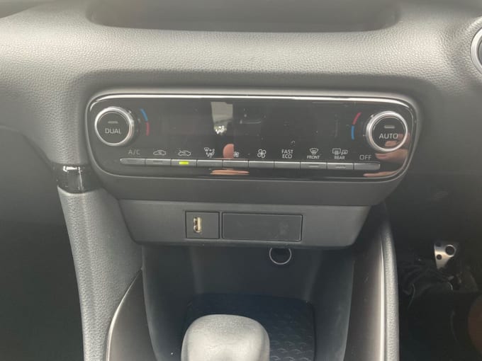 2025 Toyota Yaris