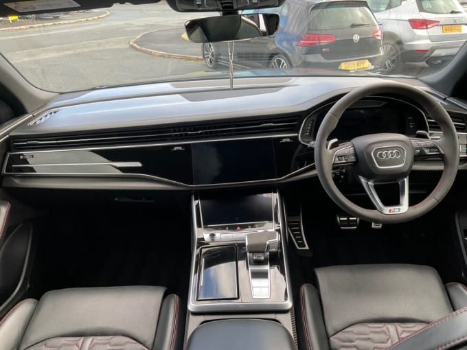 2025 Audi Rsq8