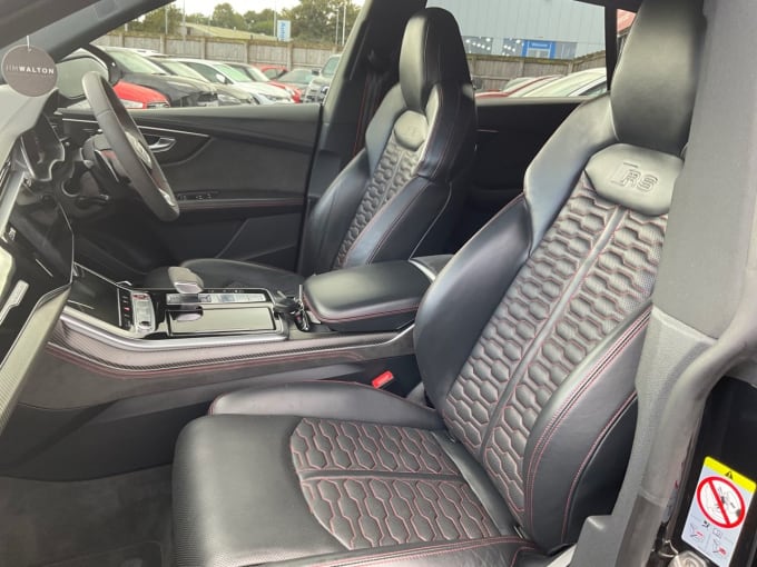 2025 Audi Rsq8