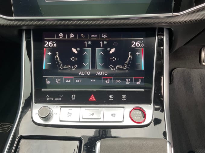 2025 Audi Rsq8