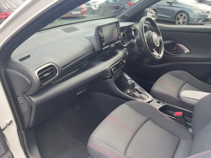 2025 Toyota Yaris