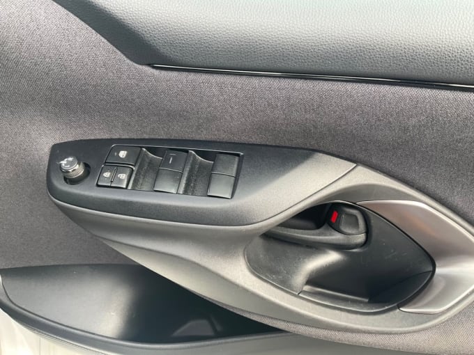 2025 Toyota Yaris