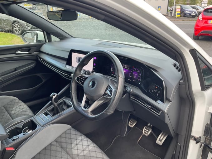 2025 Volkswagen Golf
