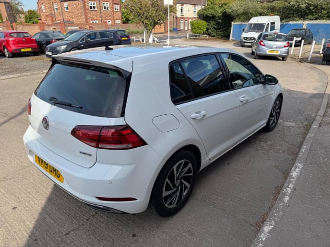 2019 Volkswagen Golf
