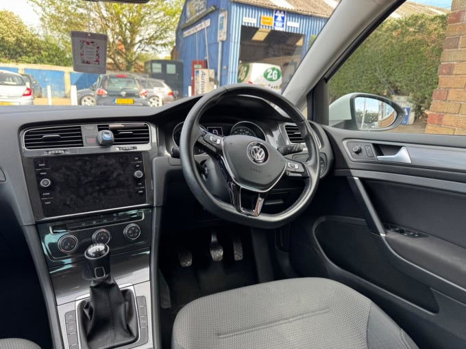 2019 Volkswagen Golf