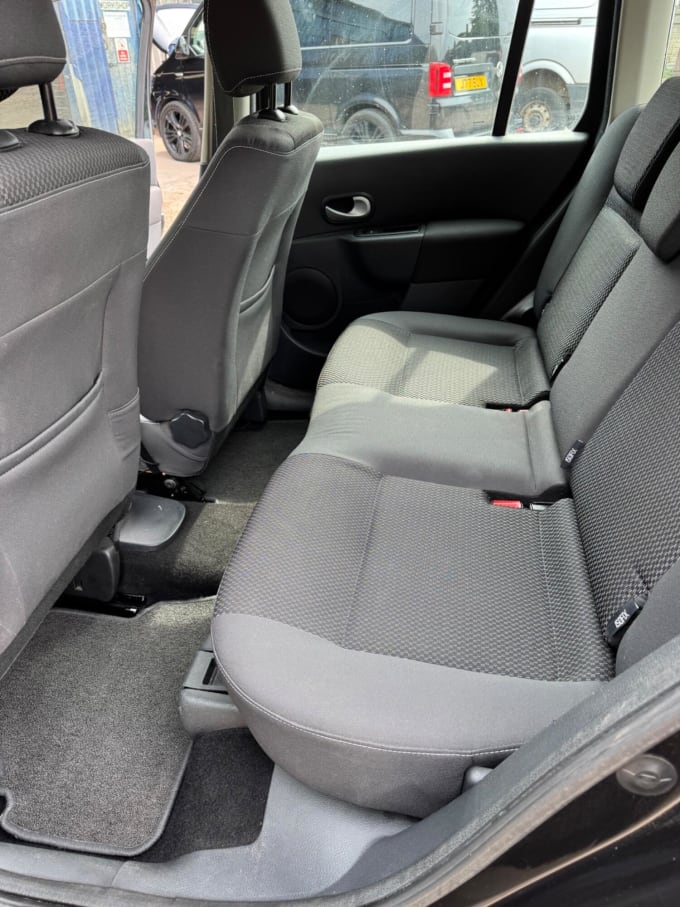 2011 Renault Grand Modus
