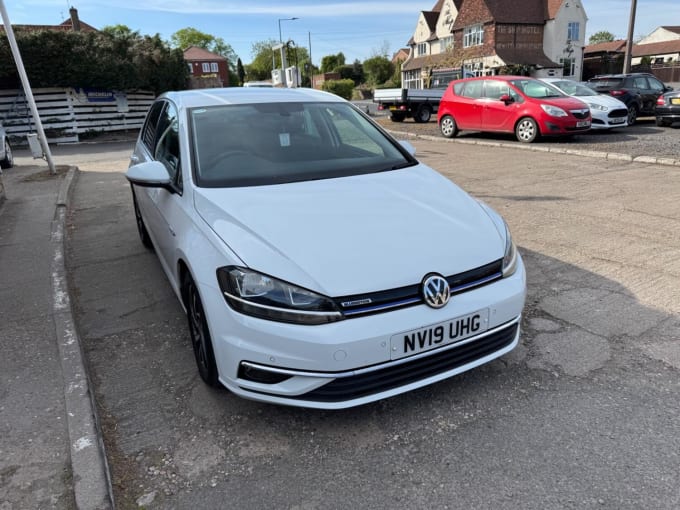 2019 Volkswagen Golf