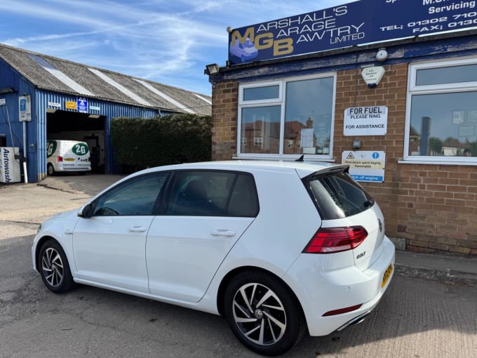 2019 Volkswagen Golf