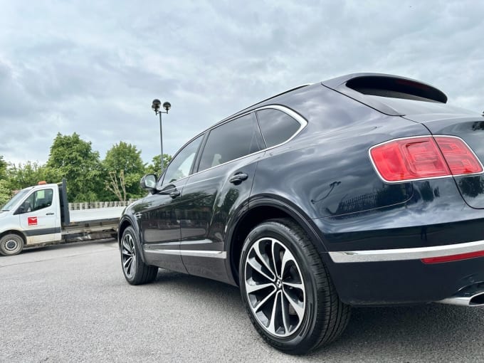 2024 Bentley Bentayga