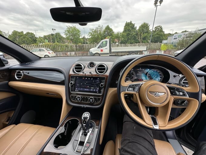 2024 Bentley Bentayga