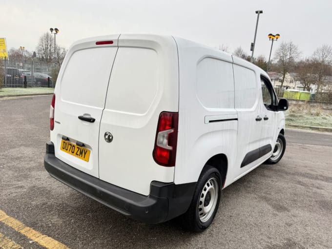 2025 Vauxhall Combo