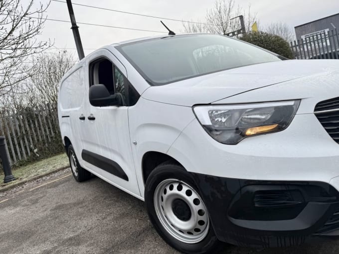 2025 Vauxhall Combo