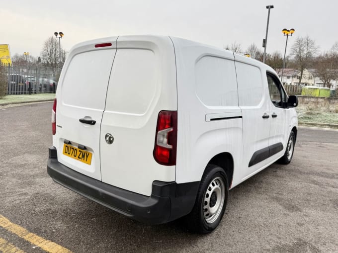 2025 Vauxhall Combo