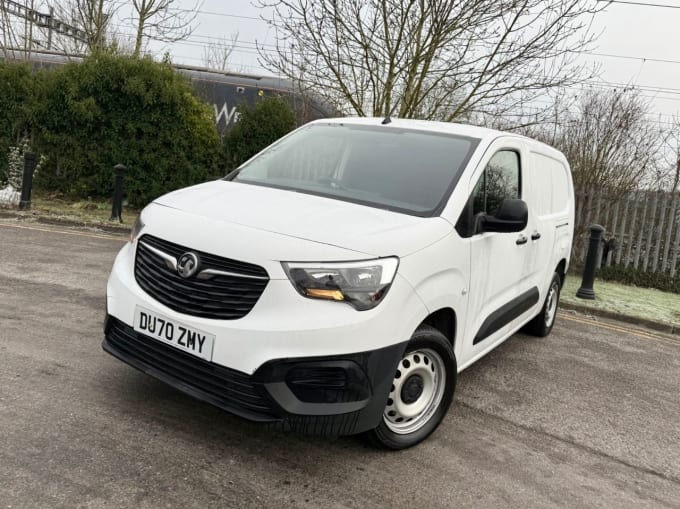 2025 Vauxhall Combo