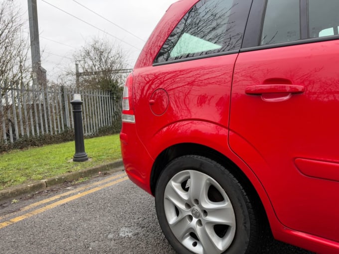 2025 Vauxhall Zafira