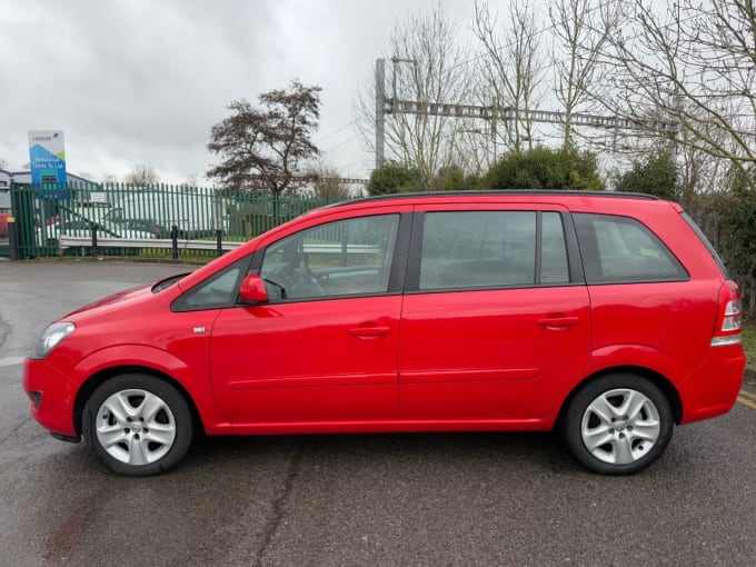 2025 Vauxhall Zafira