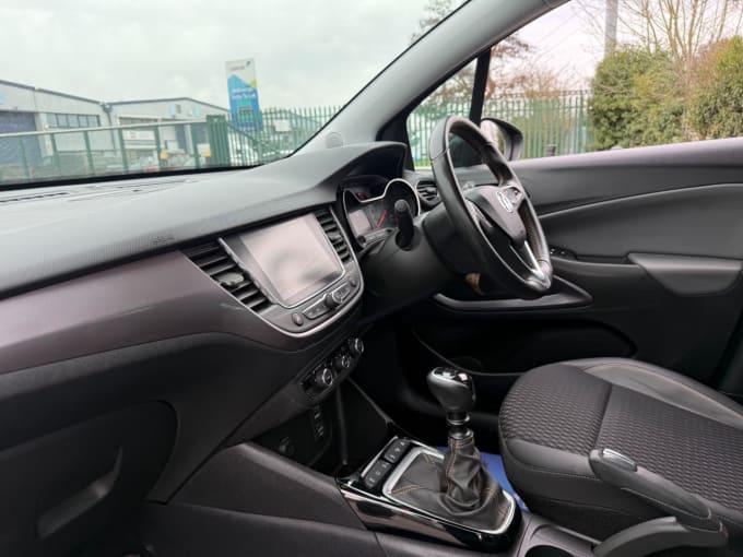 2025 Vauxhall Crossland X