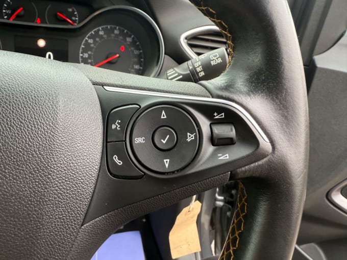 2025 Vauxhall Crossland X