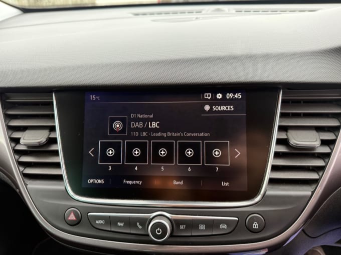 2025 Vauxhall Crossland X