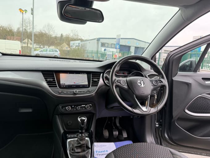 2025 Vauxhall Crossland X