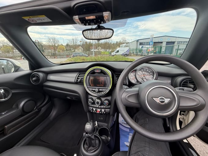 2025 Mini Convertible