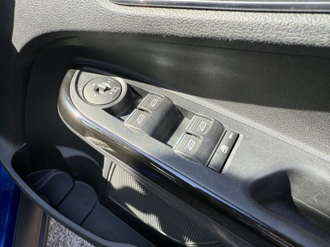 2025 Ford B-max