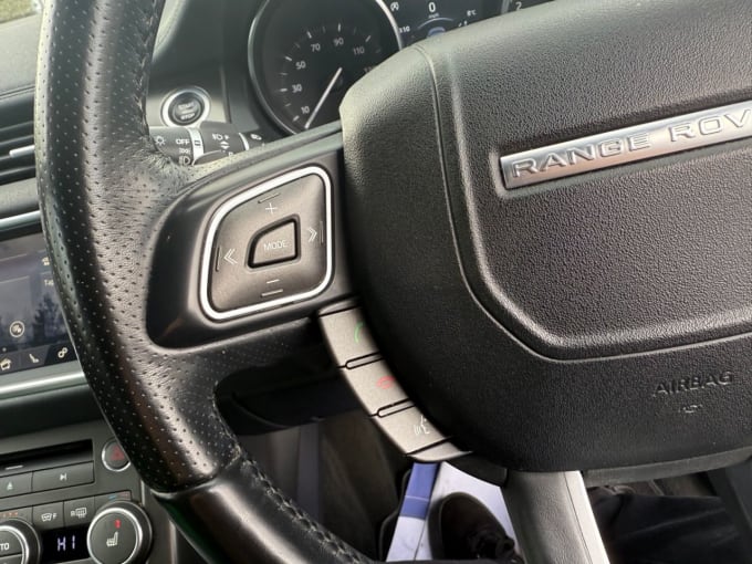 2025 Land Rover Range Rover Evoque