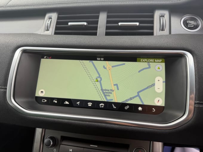 2025 Land Rover Range Rover Evoque