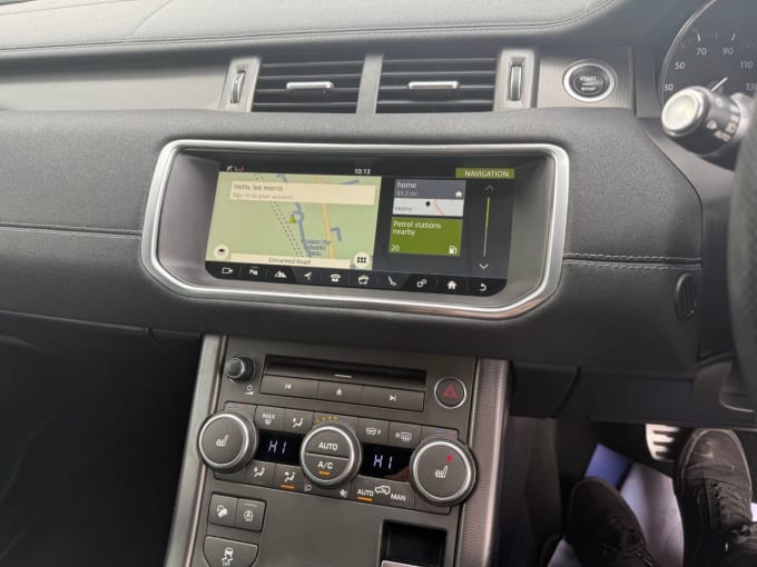 2025 Land Rover Range Rover Evoque