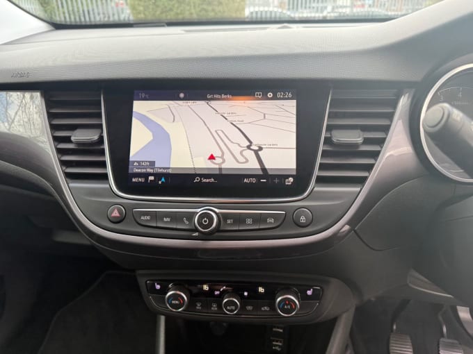 2025 Vauxhall Crossland X