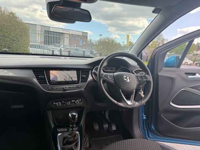 2025 Vauxhall Crossland X