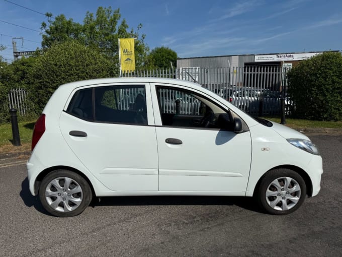 2025 Hyundai I10