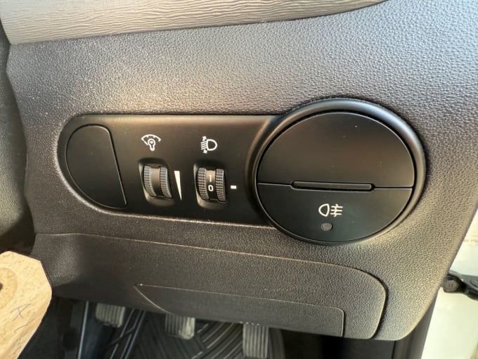 2025 Hyundai I10