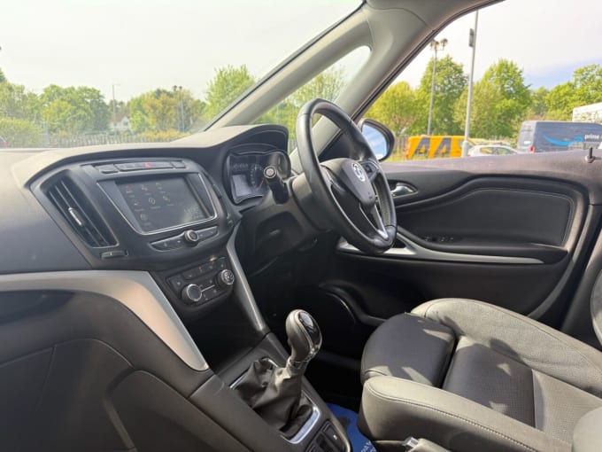 2025 Vauxhall Zafira Tourer