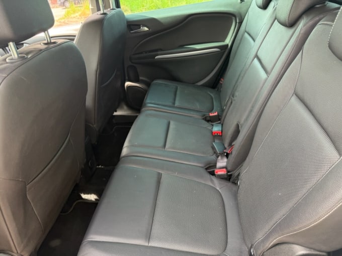 2025 Vauxhall Zafira Tourer
