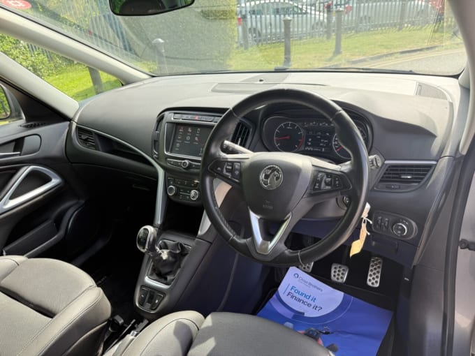 2025 Vauxhall Zafira Tourer
