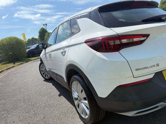 2025 Vauxhall Grandland X