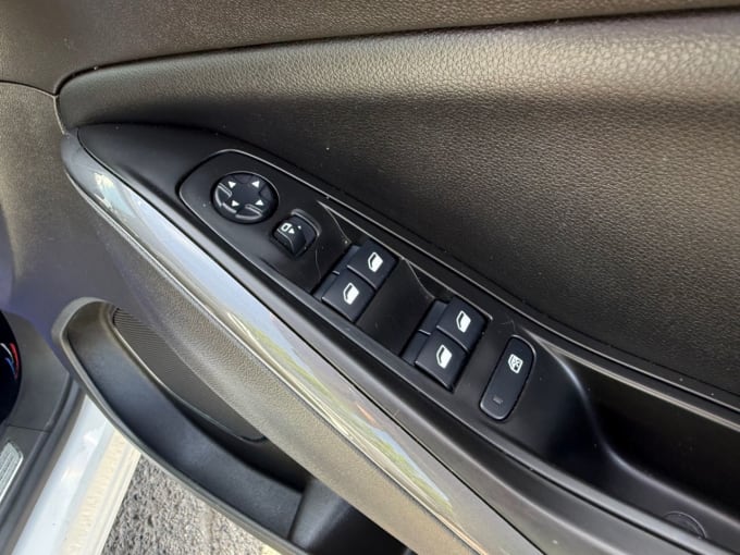 2025 Vauxhall Grandland X