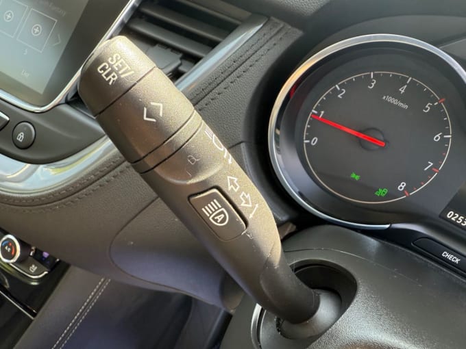 2025 Vauxhall Grandland X