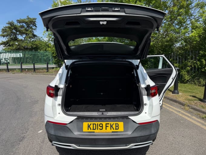 2025 Vauxhall Grandland X