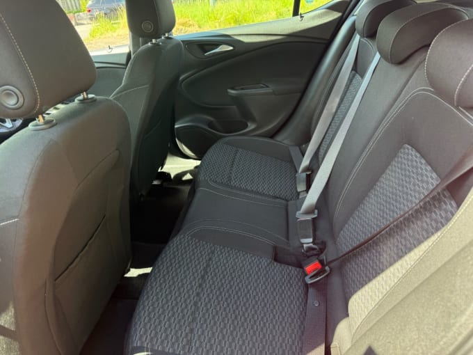 2025 Vauxhall Astra