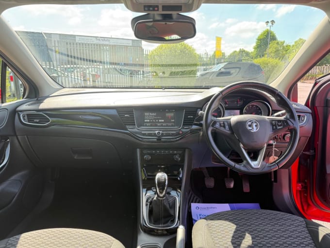 2025 Vauxhall Astra