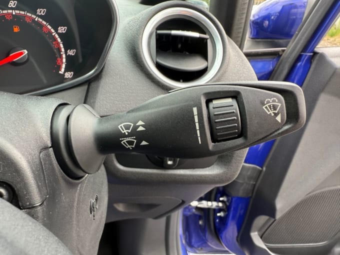 2025 Ford Fiesta