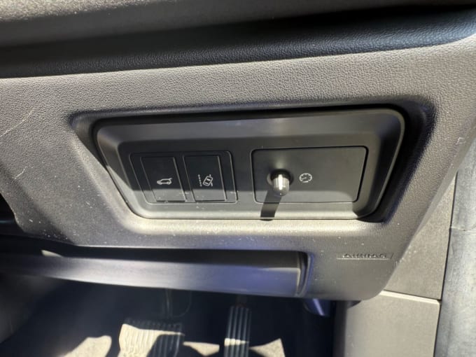 2025 Land Rover Discovery Sport