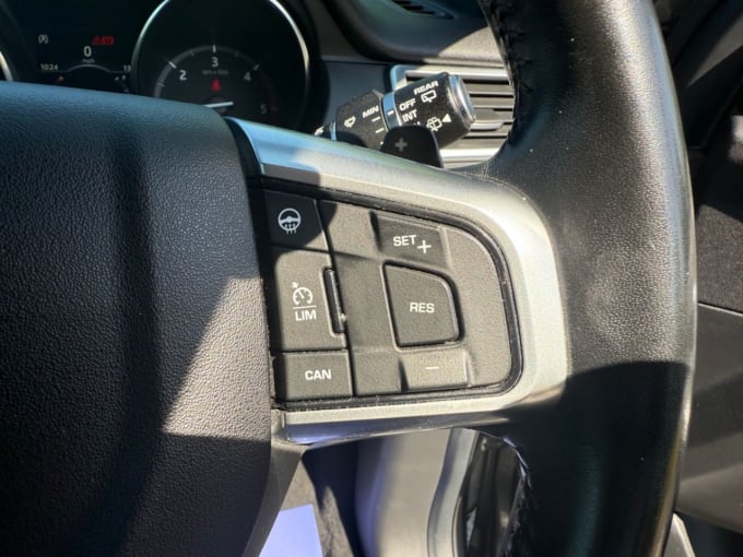 2025 Land Rover Discovery Sport