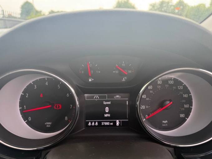 2025 Vauxhall Astra