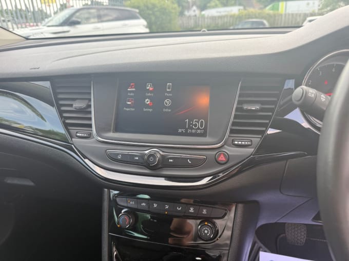 2025 Vauxhall Astra