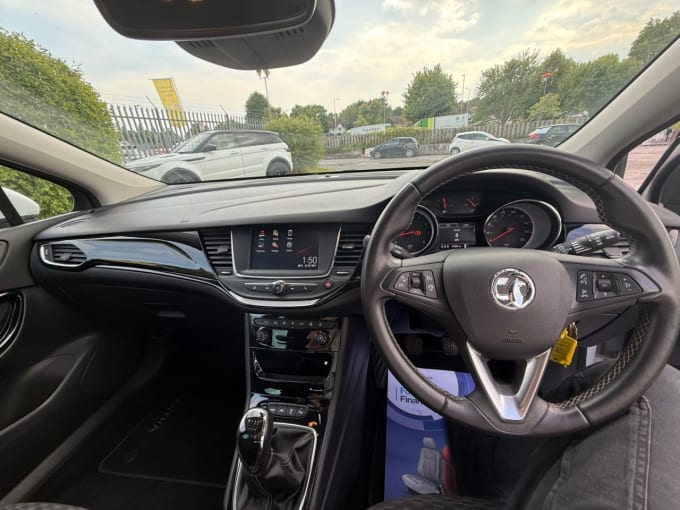 2025 Vauxhall Astra