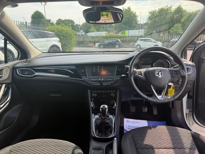 2025 Vauxhall Astra
