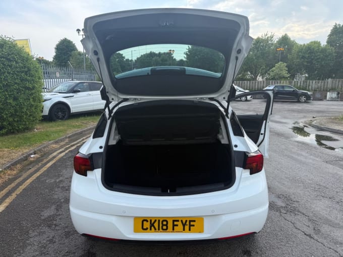 2025 Vauxhall Astra
